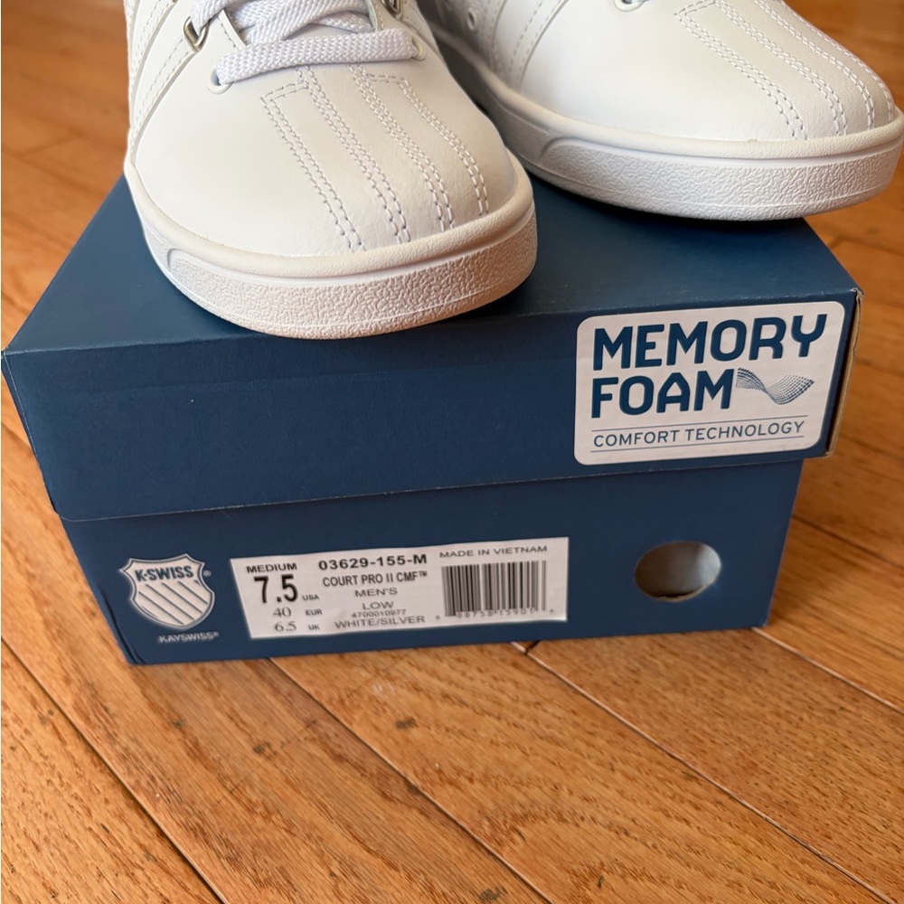 Men’s size 7.5 K-Swiss court pro II in white/silver - Picture 2 of 5